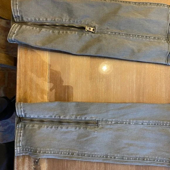 Like New women’s Abercrombie khaki green stretch jeggings size 2 - Picture 3 of 4